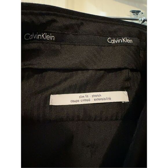 Calvin Klein black slacks - 32x33 - slim fit - stretch - Picture 4 of 4